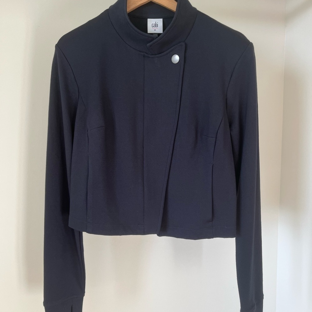 Women’s Cabi Admiral Cropped Jacket Size Medium - Picture 2 of 4